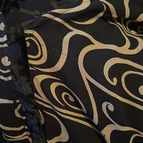 Jones New York Silk/Velour Blouse - Picture 9 of 10